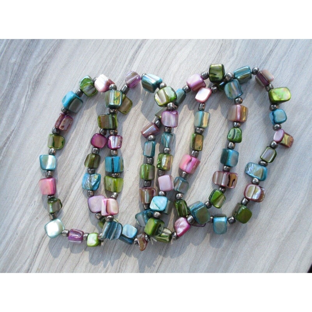 Stretch Beaded Bracelets Tri-Tip Mother of Pearl Shell Lot of 4 Colorful Natural